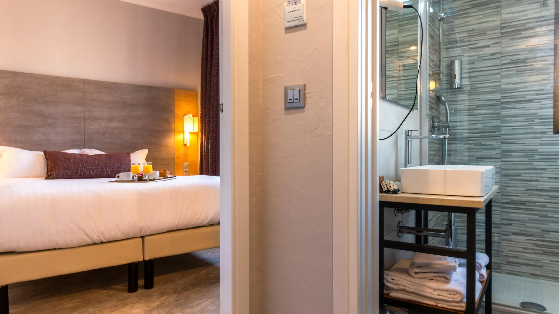 Hotel Bahia Villeneuve-Loubet 3*,