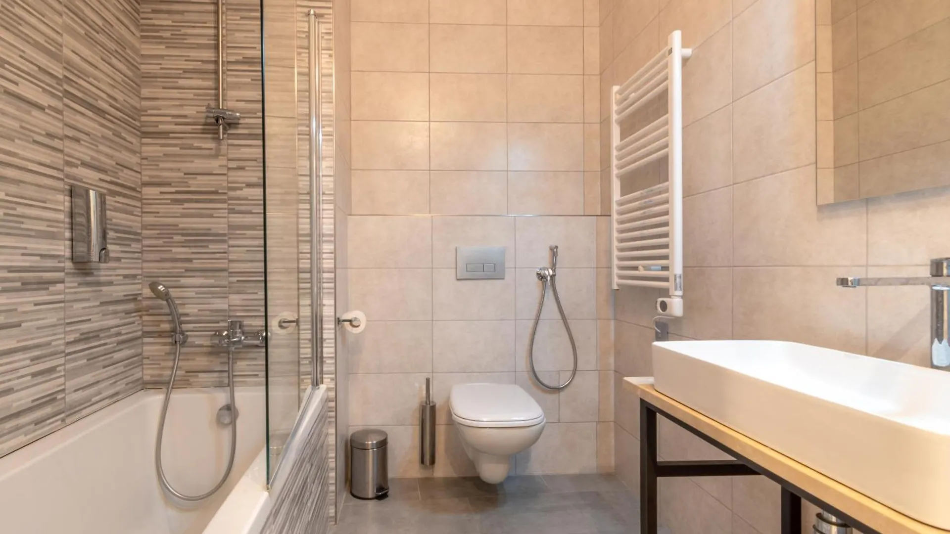 Hotel Bahia Villeneuve-Loubet