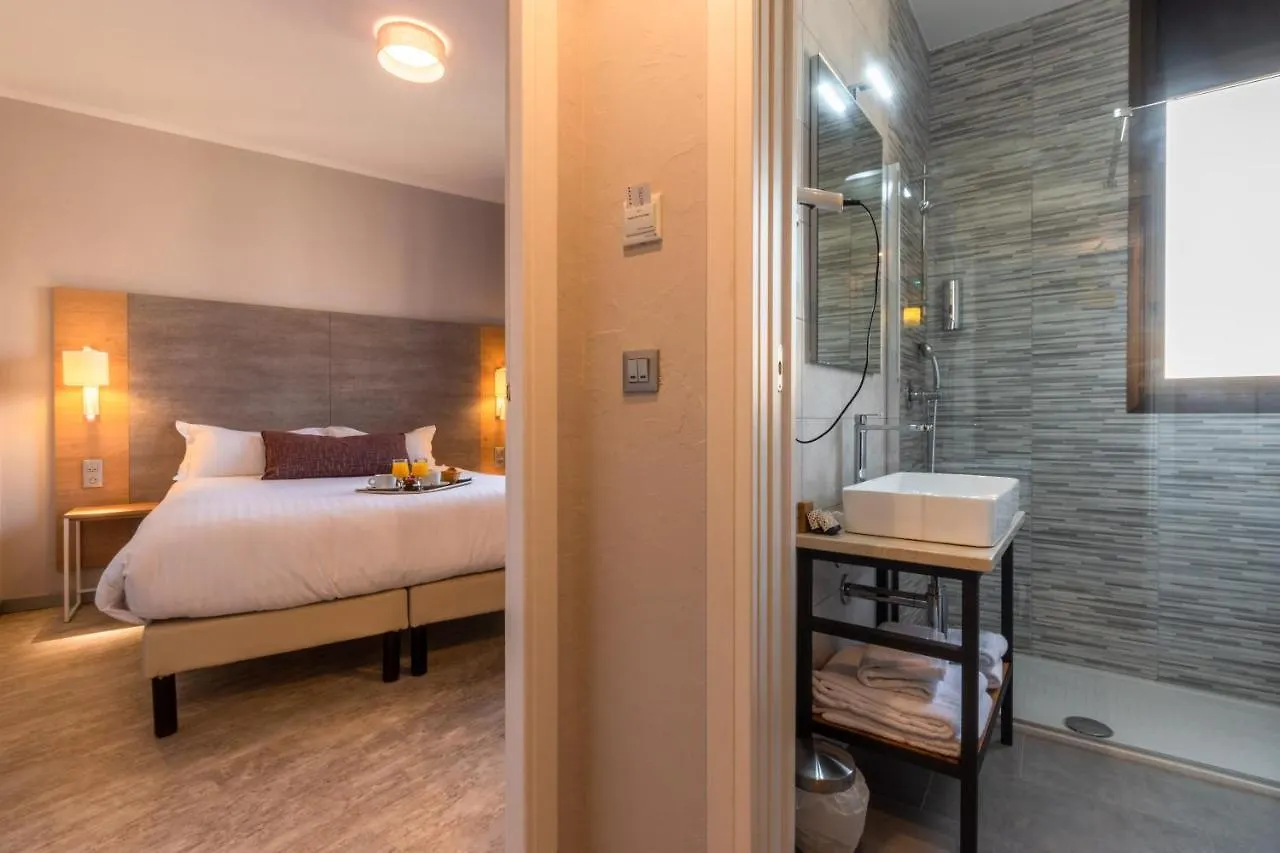 ***  Hotel Bahia Villeneuve-Loubet Frankrike